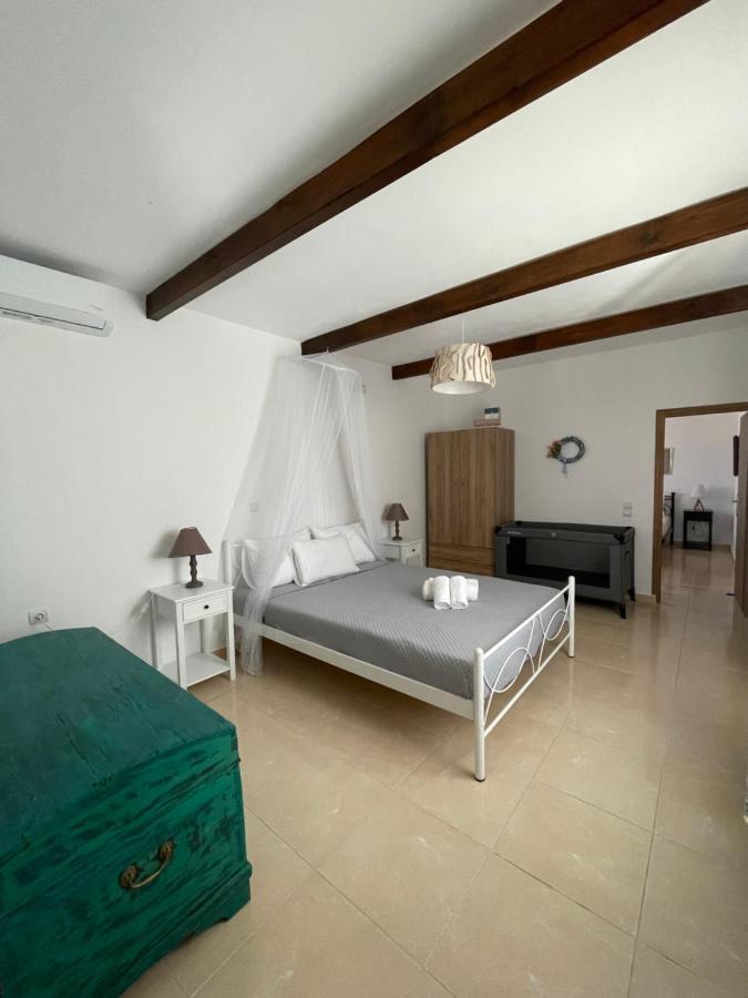 Haroupia Villa Elafonisi Exterior photo